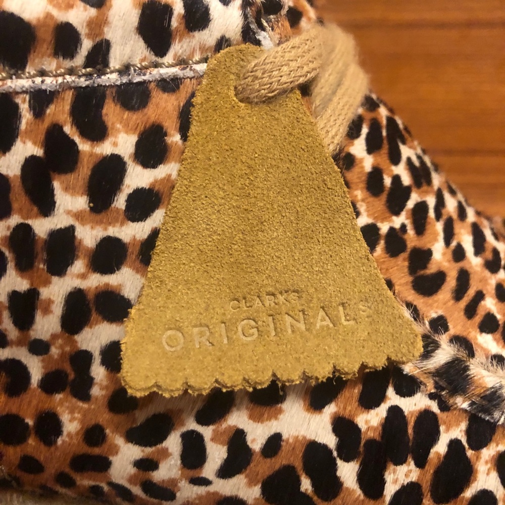 Clarks Leopard Print Moccasins - Picture 4 of 10